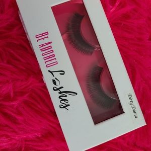 100% Human Hair Eyelashes